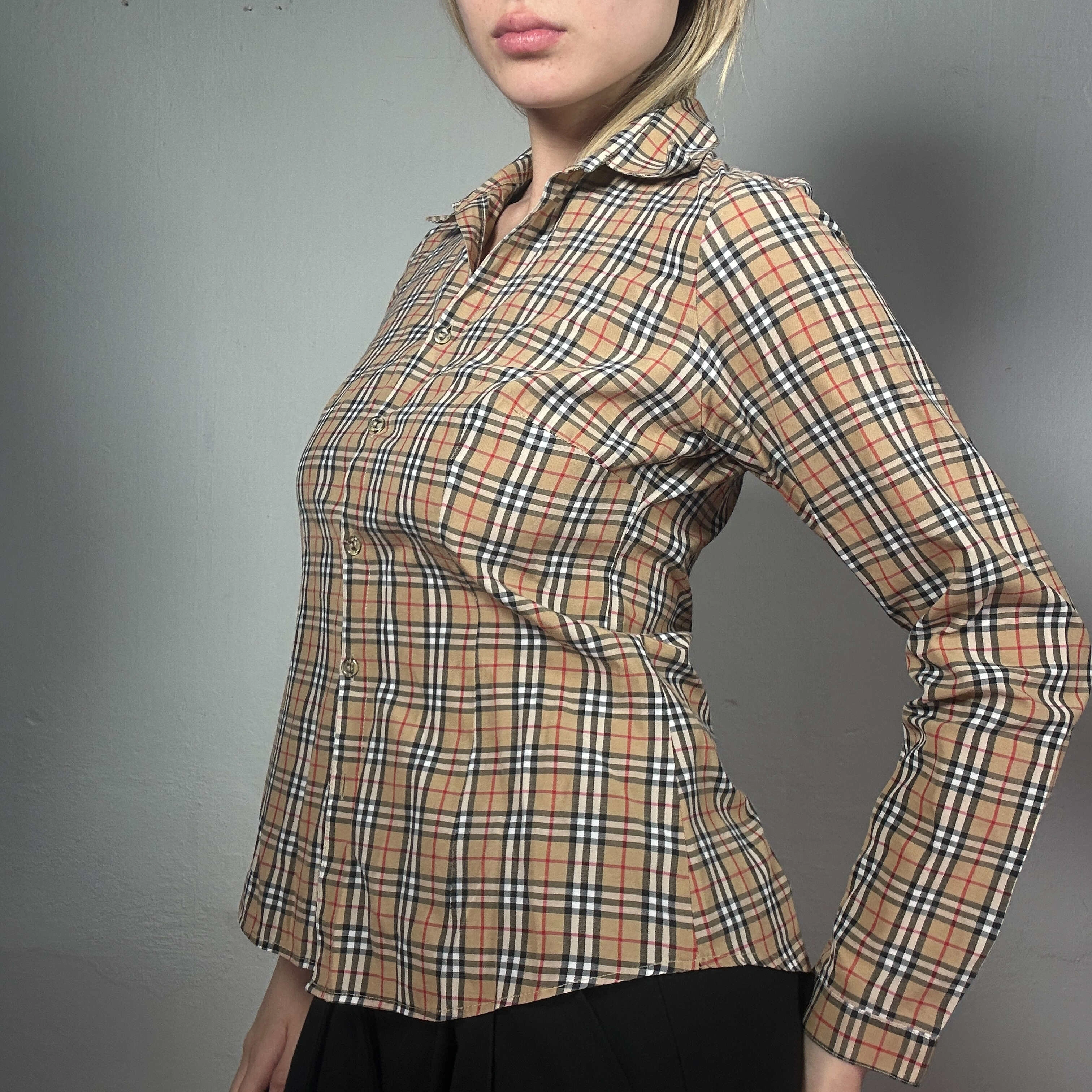 90er Beige Karo Langarmshirt – Ein zeitloser Klassiker (S)